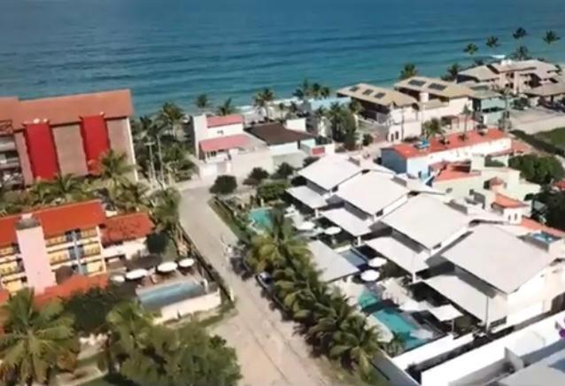 Casa de luxo em Porto de Galinhas com funcionária a 50 m do mar Exterior foto