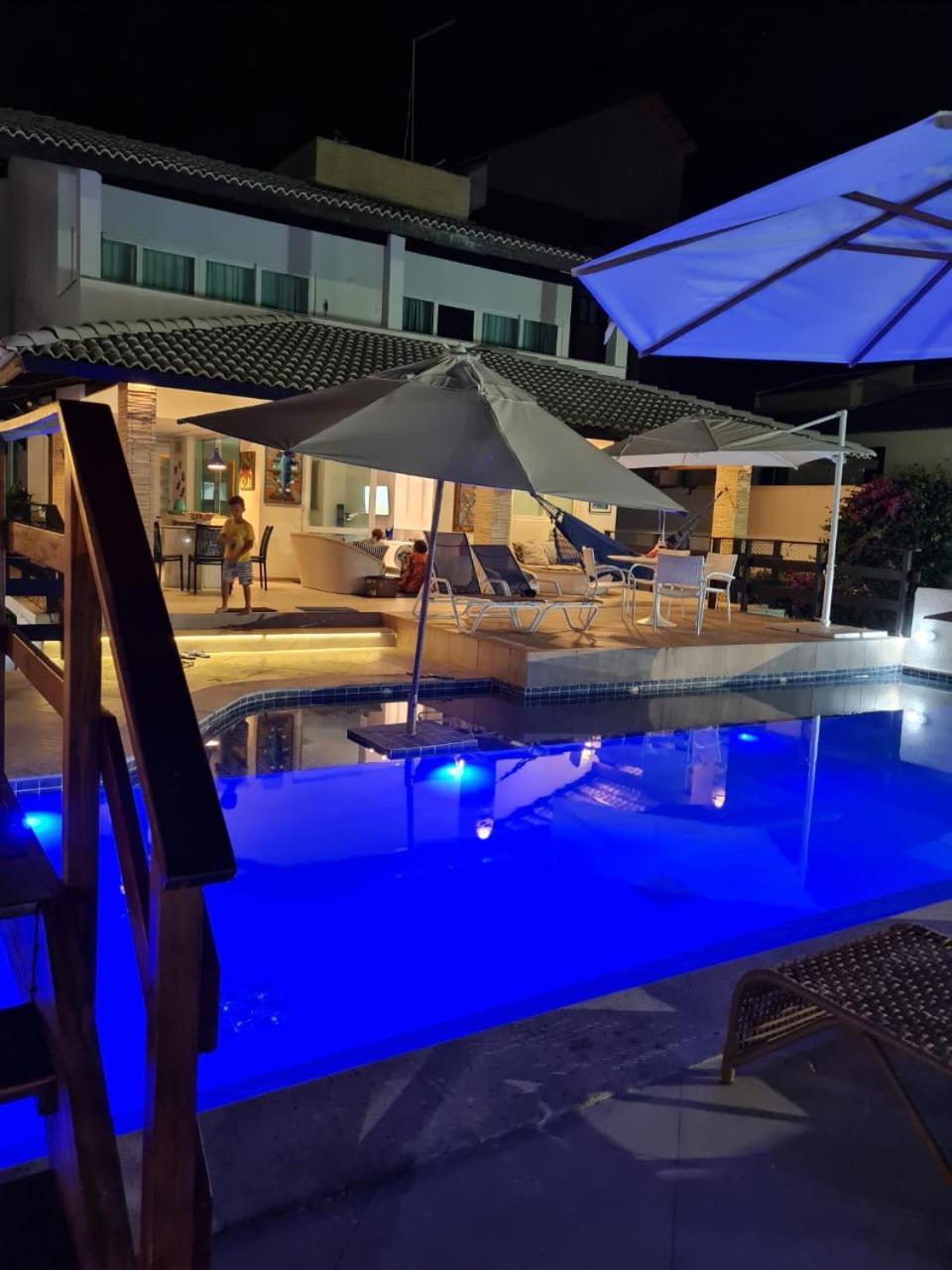 Casa de luxo em Porto de Galinhas com funcionária a 50 m do mar Exterior foto